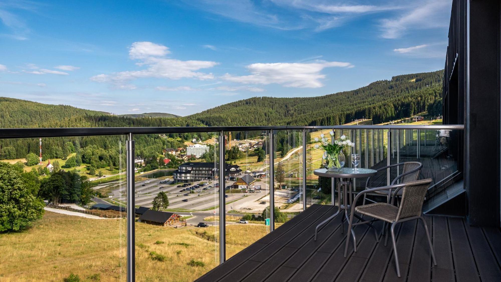 Panorama - Czarna Gora Resort By Sun & Snow Stronie Śląskie Exterior foto